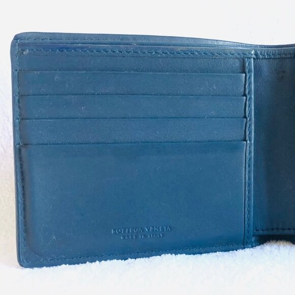 BOTTEGA VENETA BI-FOLD WALLET, Blue in Original Box - Picture 11 of 16
